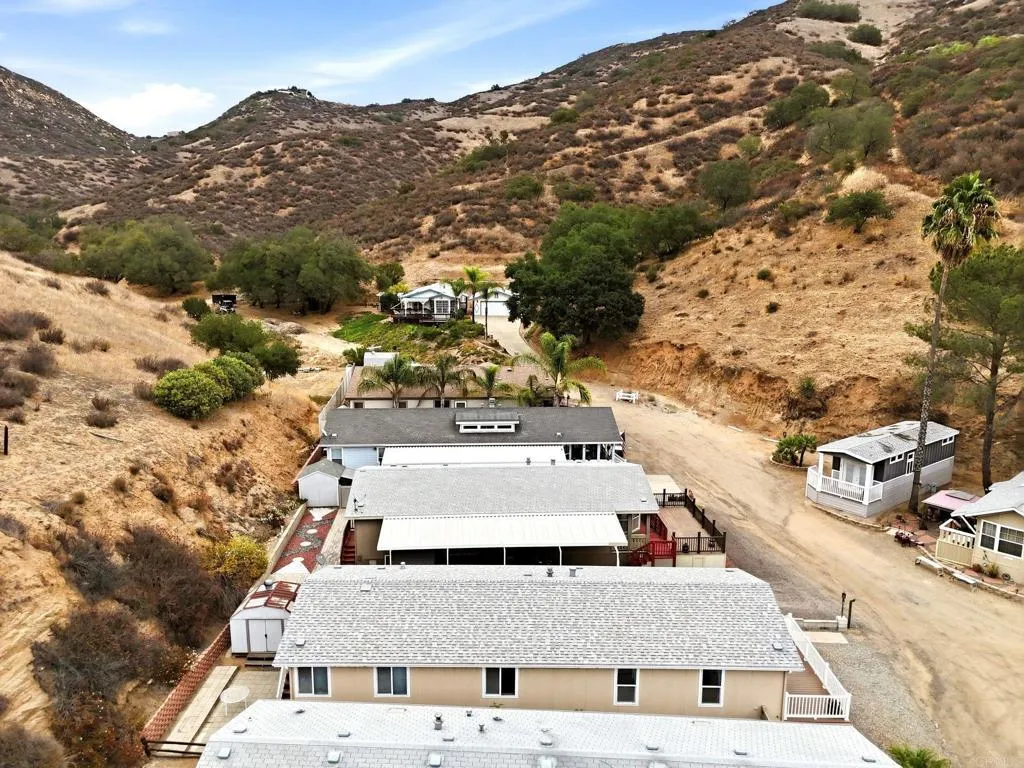 https://cdn.realtyfeed.com/cdn/127/307061864/ac19e6e3d5f74ab2e46e5e704fdc30b2.webp
