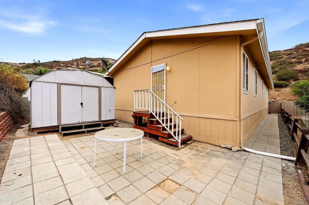 https://cdn.realtyfeed.com/cdn/127/307061864/dc29f6adc67471723d6669237e1014b9.webp