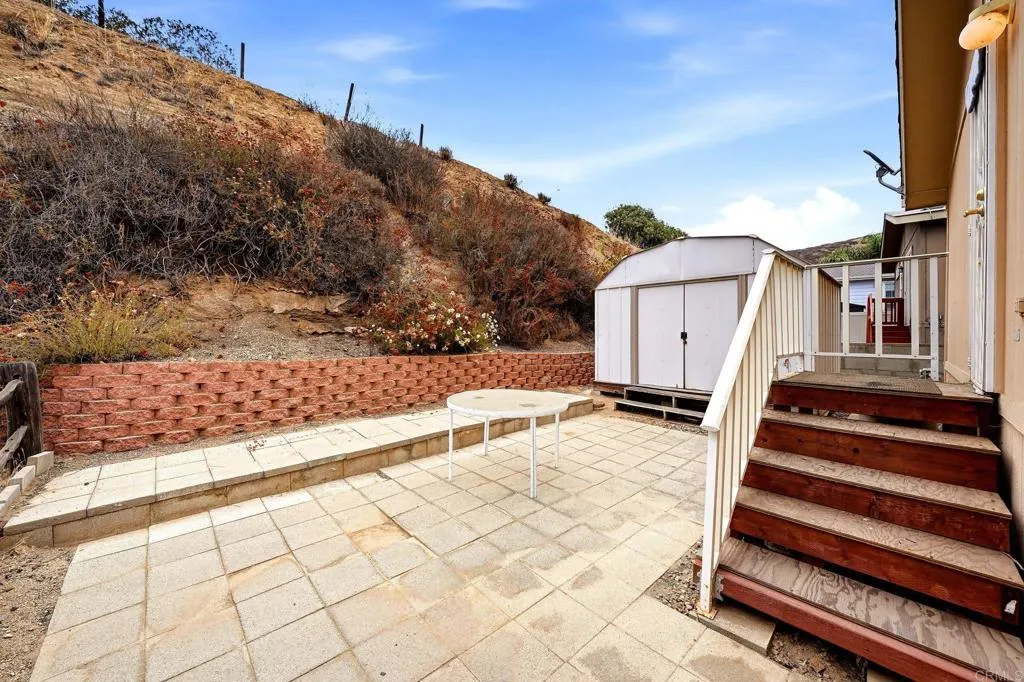 https://cdn.realtyfeed.com/cdn/127/307061864/f8239c85820a4b6fbb954078cccdab10.webp
