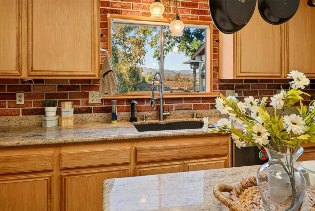 1238 Cedar Street, Ramona, CA 92065 - Photo 5 of 47, Ramona, CA