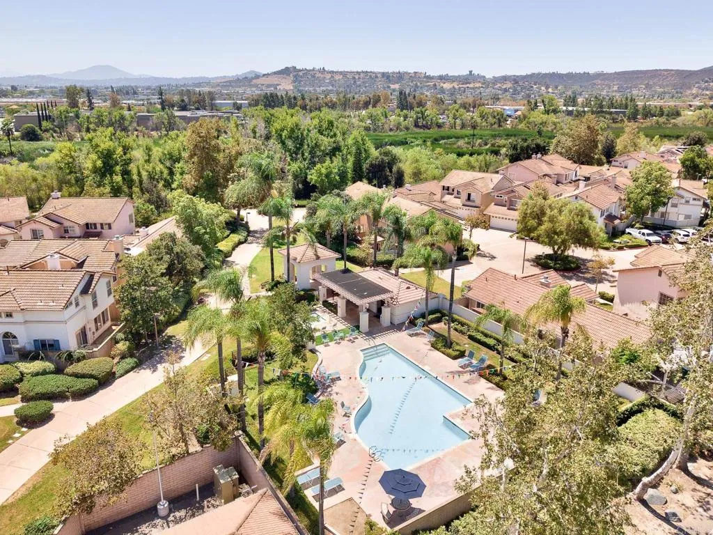 https://cdn.realtyfeed.com/cdn/127/307062003/7839d9bd6f781d921caff5cb1a2307ce.webp