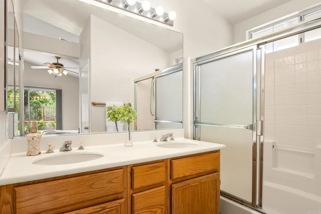 https://cdn.realtyfeed.com/cdn/127/307062003/a8798bcf909fdd1b487f33efd35e0bd8.webp