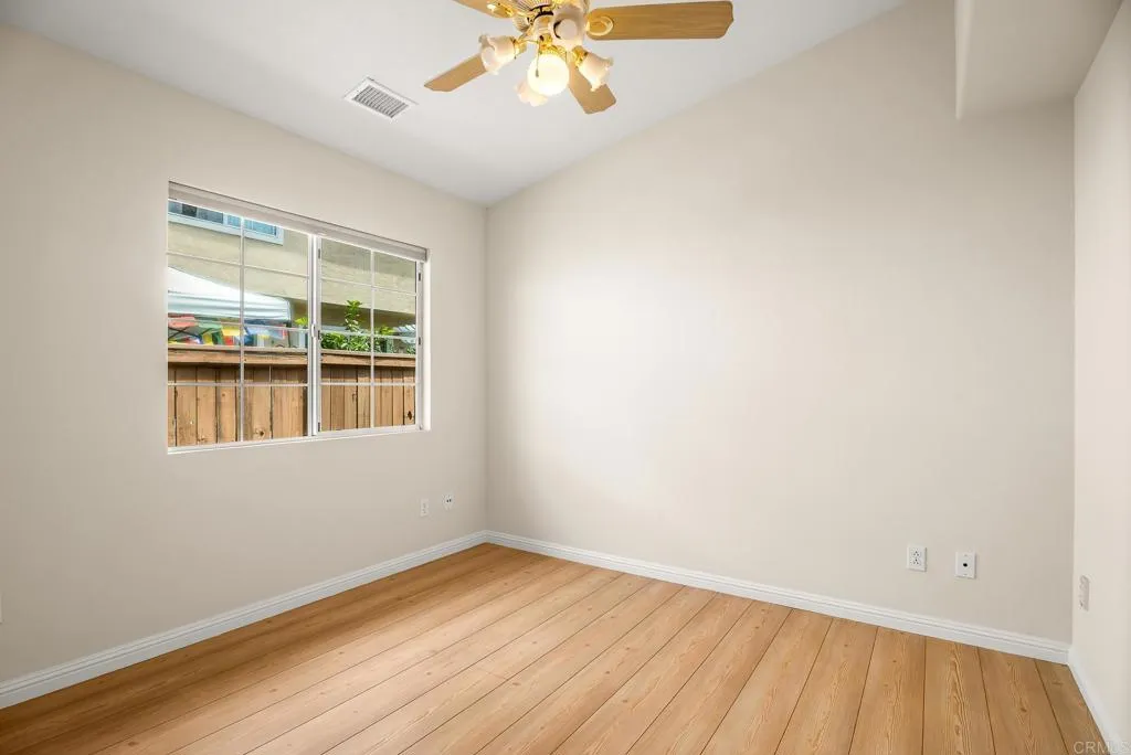 https://cdn.realtyfeed.com/cdn/127/307062003/d63b8aee65f4d449115f595943aefd8c.webp