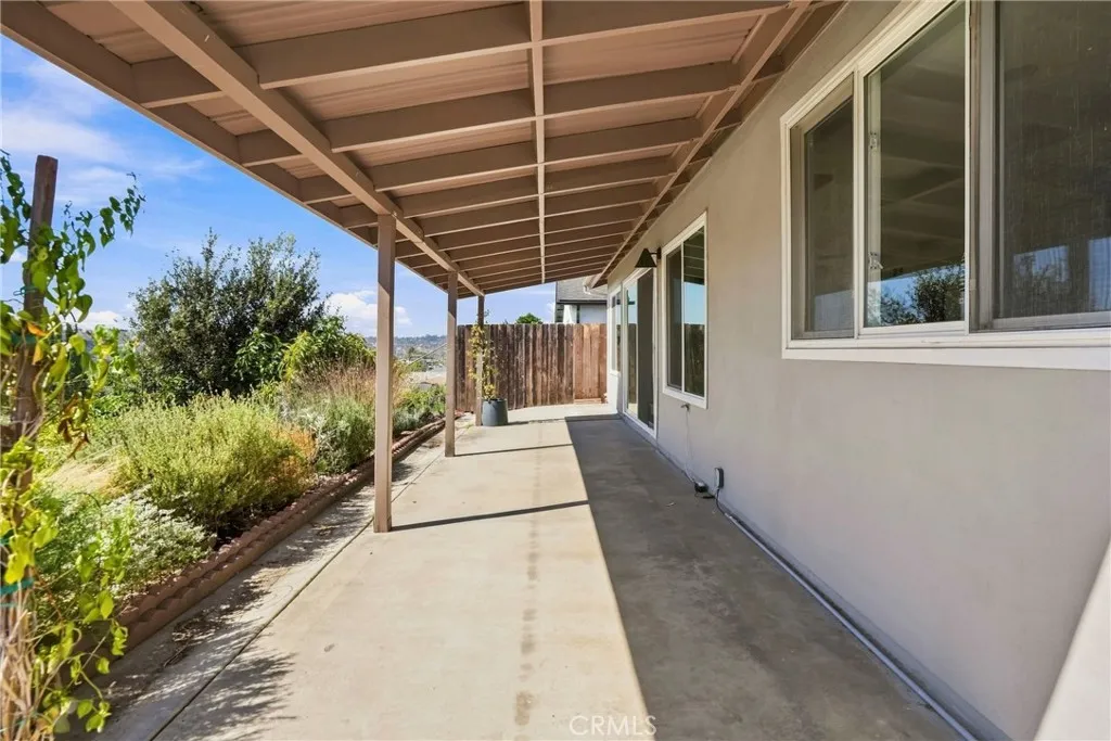 https://cdn.realtyfeed.com/cdn/127/307062010/59dd859822d68d2154c25769c0838c24.webp