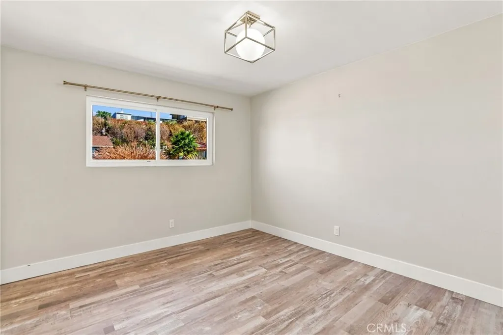 https://cdn.realtyfeed.com/cdn/127/307062010/e5a40d7406851eb87f5c94d65e39737e.webp
