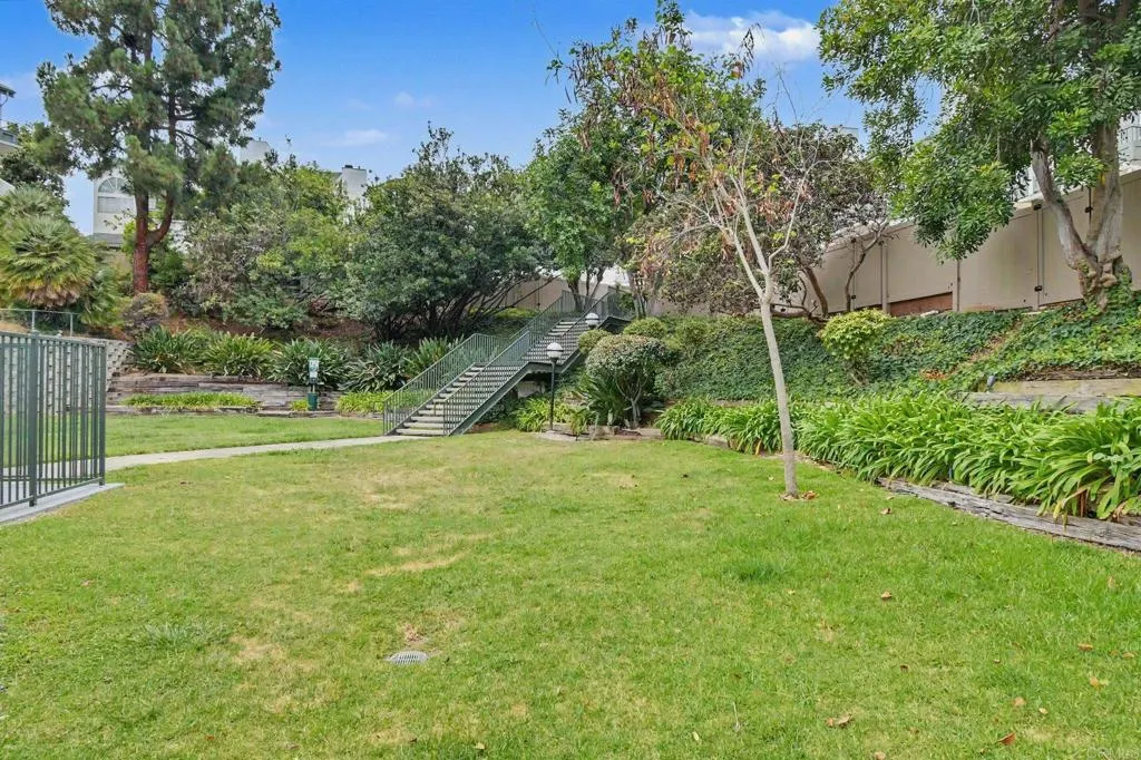 https://cdn.realtyfeed.com/cdn/127/307062018/d3cb0ec7dd502c2982a308f8ed4baa40.webp