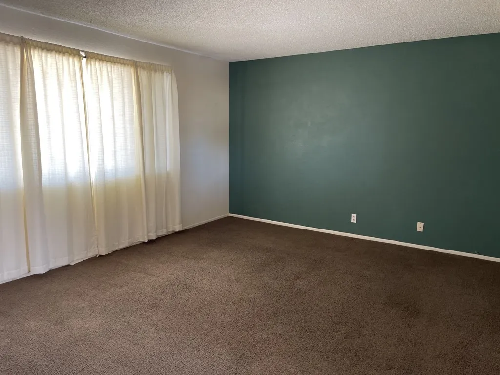 13509 Rancherias Road, Apple Valley, CA - Photo 5 of 23, Apple Valley, CA