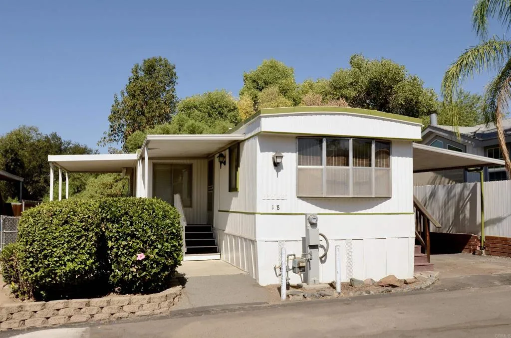 13792 Hwy 8 Business Unit 18, El Cajon, CA 92021 - Photo 2 of 13, El Cajon, CA