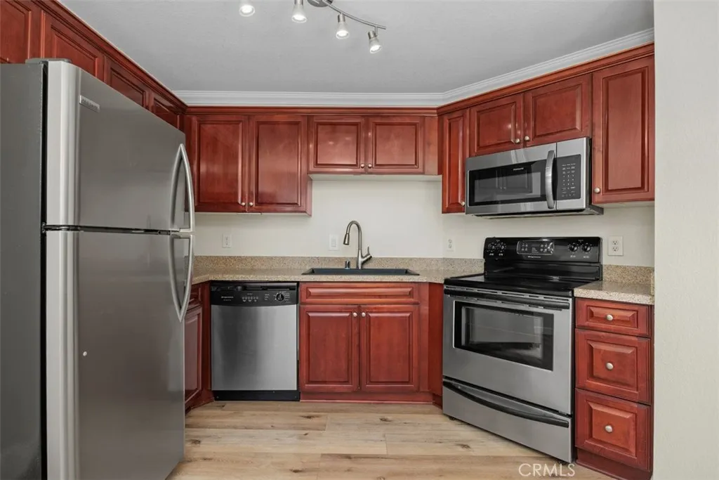 https://cdn.realtyfeed.com/cdn/127/307062234/2df0172f953da132bb4e88558b8bd94d.webp