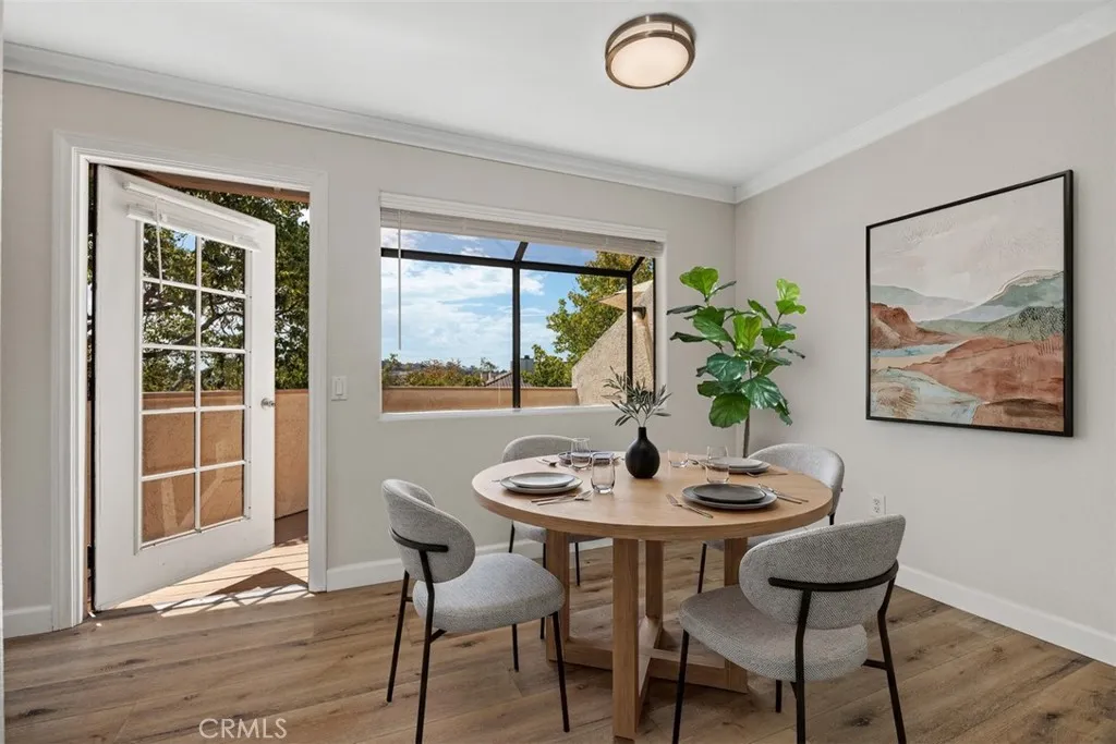 https://cdn.realtyfeed.com/cdn/127/307062234/45d4babafe1554b7272f8c159df31345.webp