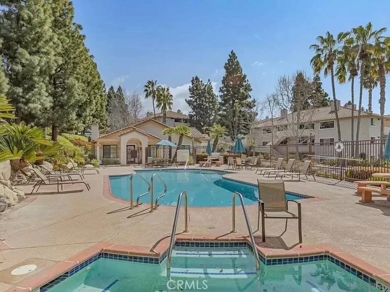 https://cdn.realtyfeed.com/cdn/127/307062234/4cfefa129f668f171a29fbc632864c1a.webp