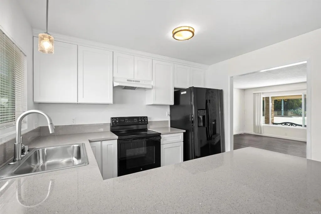 https://cdn.realtyfeed.com/cdn/127/307062279/302466a07d53e9f8cb111f11582a449f.webp