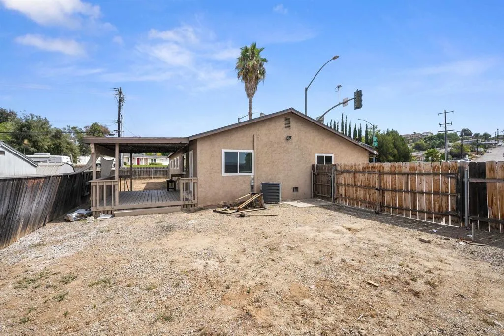 https://cdn.realtyfeed.com/cdn/127/307062279/3367db4e271be262a034bc16c75dba37.webp