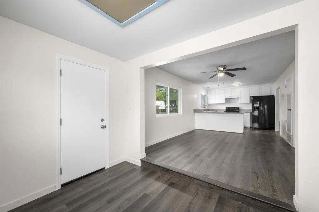 https://cdn.realtyfeed.com/cdn/127/307062279/365e67bdac3deb9baed1aa6e7875c620.webp