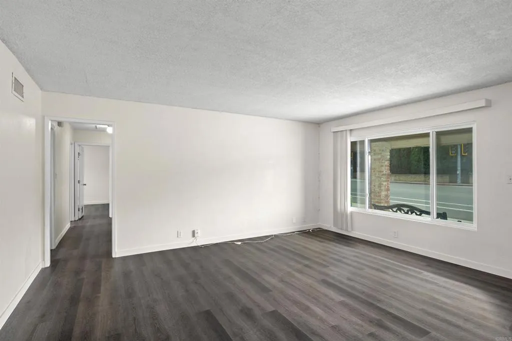 https://cdn.realtyfeed.com/cdn/127/307062279/d61dd2d8e3dec570787ca5316af01ca6.webp