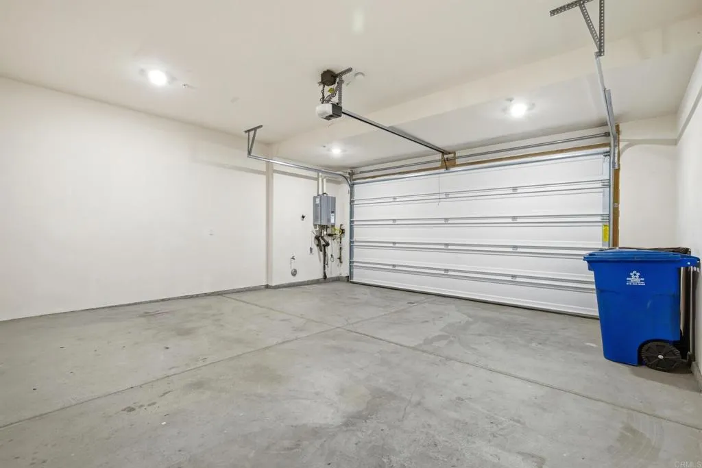 https://cdn.realtyfeed.com/cdn/127/307062382/77632323424fab3ab664de8b3140ba0d.webp