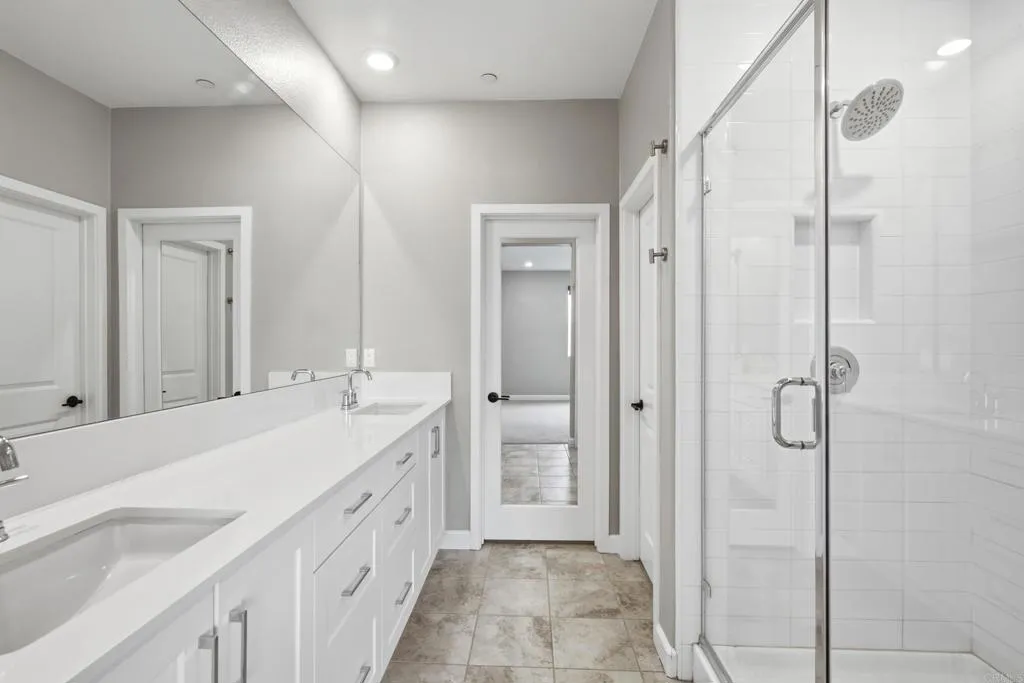 https://cdn.realtyfeed.com/cdn/127/307062382/bd64c622aa446ac25b10f054e5b488e6.webp