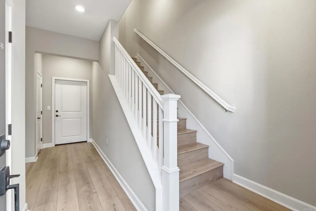 https://cdn.realtyfeed.com/cdn/127/307062382/cfbfaa1e1af0000fd0a223634c3795dd.webp