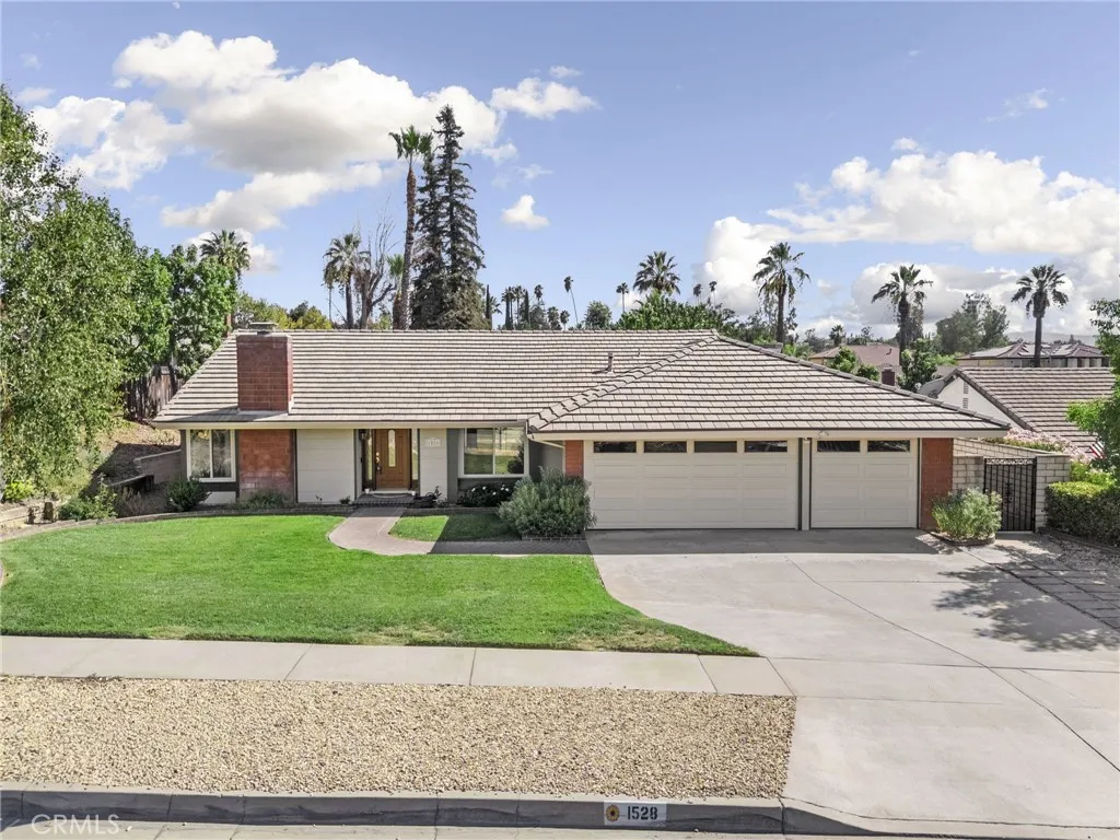 Redlands, CA 92374
