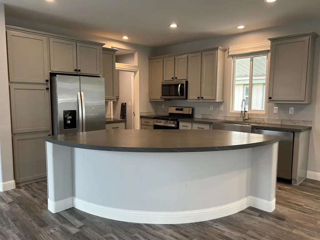 https://cdn.realtyfeed.com/cdn/127/307062435/e10aabc931ca40010d12a690f317e4dc.webp