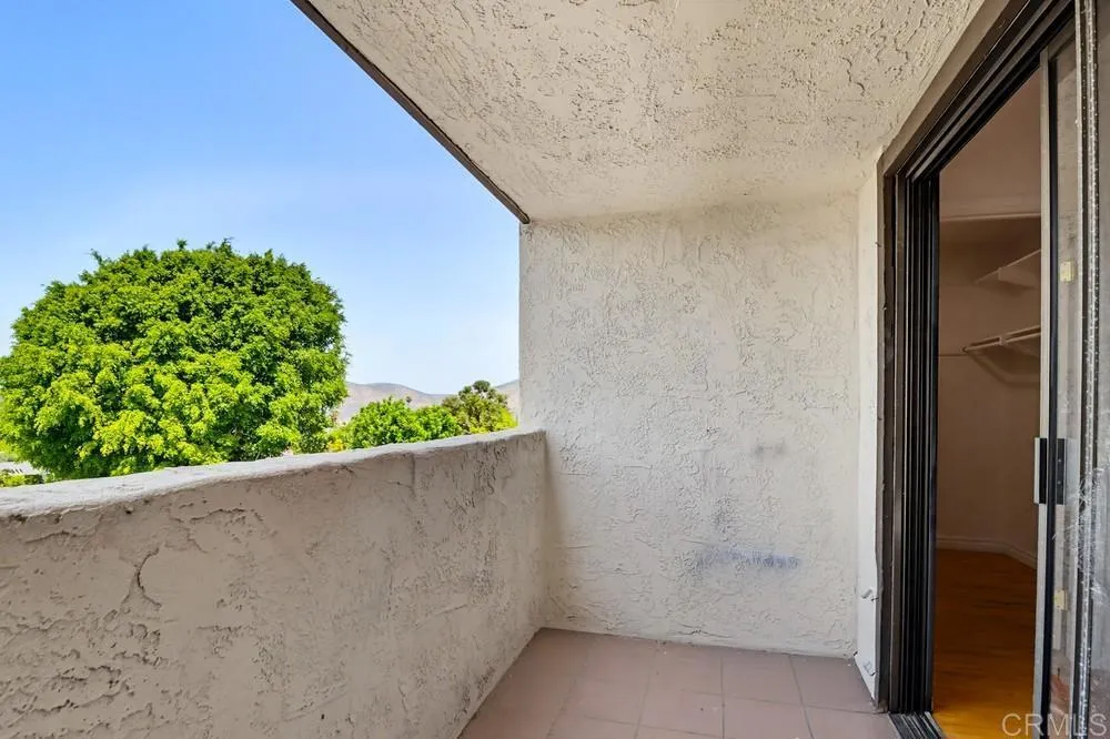 https://cdn.realtyfeed.com/cdn/127/307062523/cebbc4f7211573aca8fa006252718bd9.webp