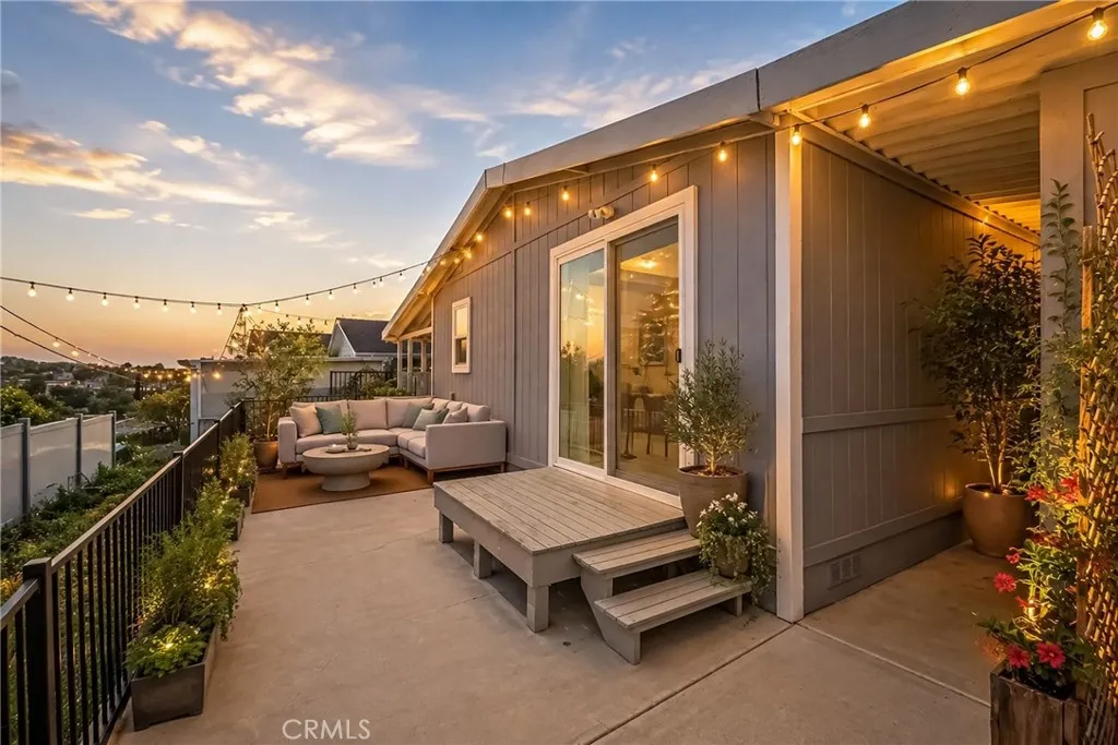 https://cdn.realtyfeed.com/cdn/127/307062560/382b6389b2907310accac0635a5bde6e.webp