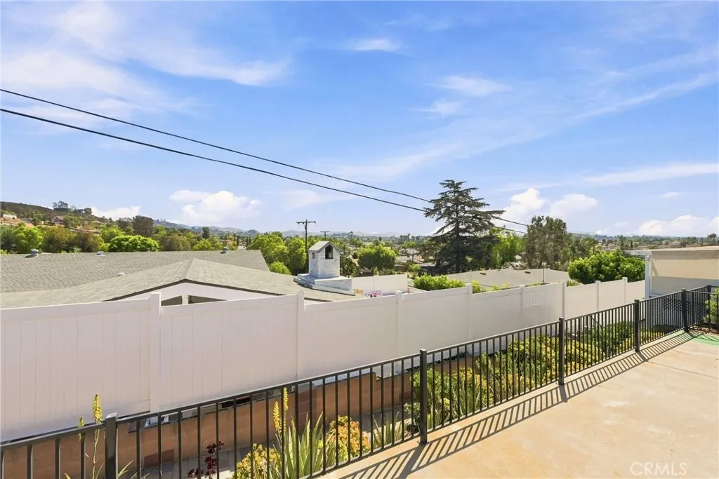https://cdn.realtyfeed.com/cdn/127/307062560/53cf53a55cde4a9b01a2664d5830d40b.webp