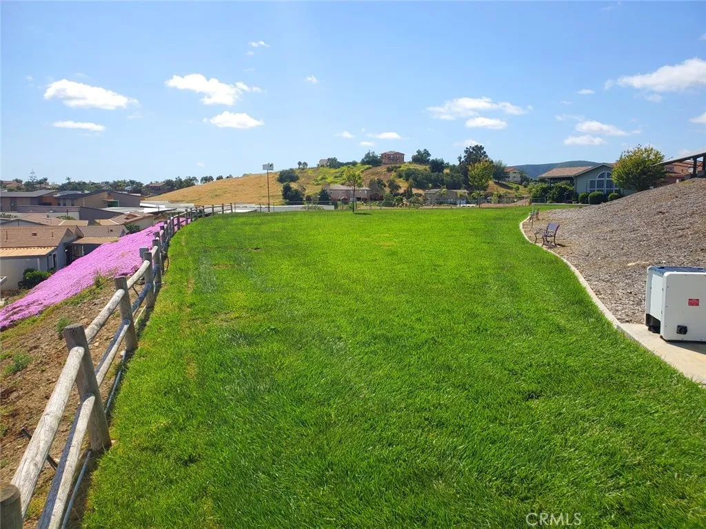 https://cdn.realtyfeed.com/cdn/127/307062560/70e35b854bde6c8535d4f86e33aced84.webp