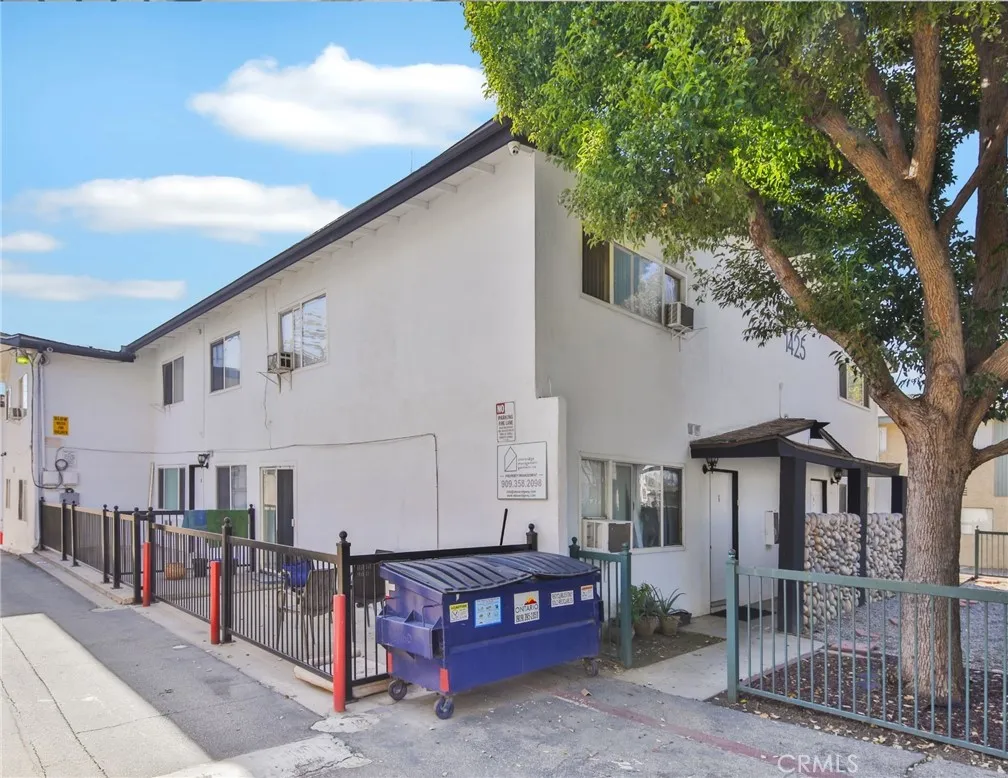 Listing image 12