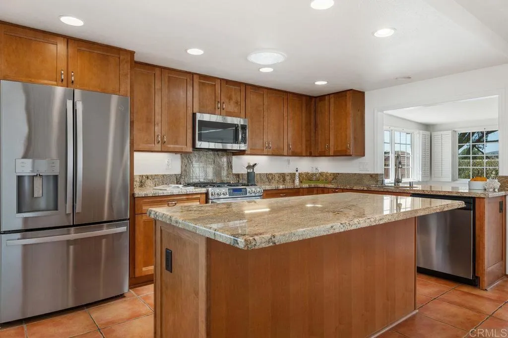 https://cdn.realtyfeed.com/cdn/127/307062587/8b1f7daf85b27016aaf5ca29974d2229.webp