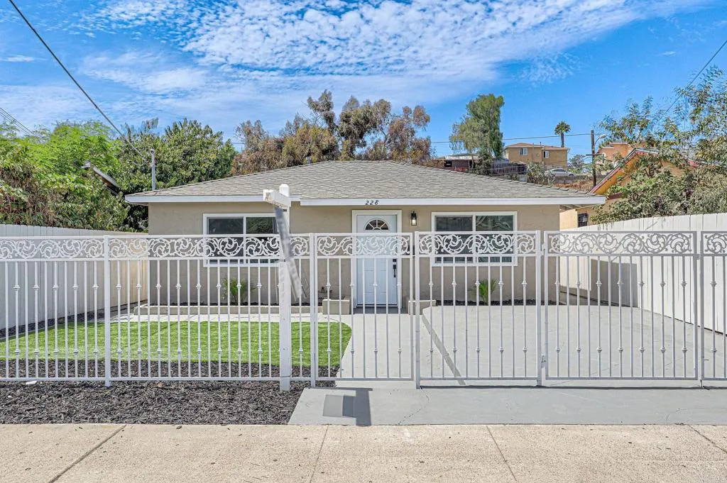 228 S 33rd St, San Diego, CA 92113 - Photo 2 of 26, San Diego, CA