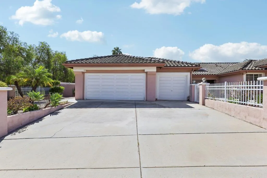638 Cantara Lane, Vista, CA 92081 - Photo 2 of 74, Vista, CA