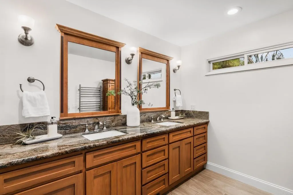 https://cdn.realtyfeed.com/cdn/127/307062614/133be0598cfed7ffa741e189cfbe5389.webp