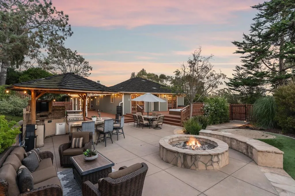 https://cdn.realtyfeed.com/cdn/127/307062614/359316f623372195ac0bf79b37444701.webp