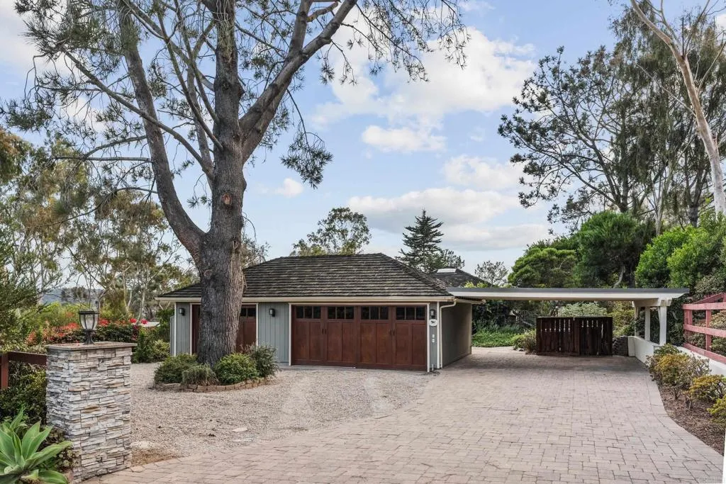 https://cdn.realtyfeed.com/cdn/127/307062614/7d9b936fcc543158901bc57d65dc560f.webp