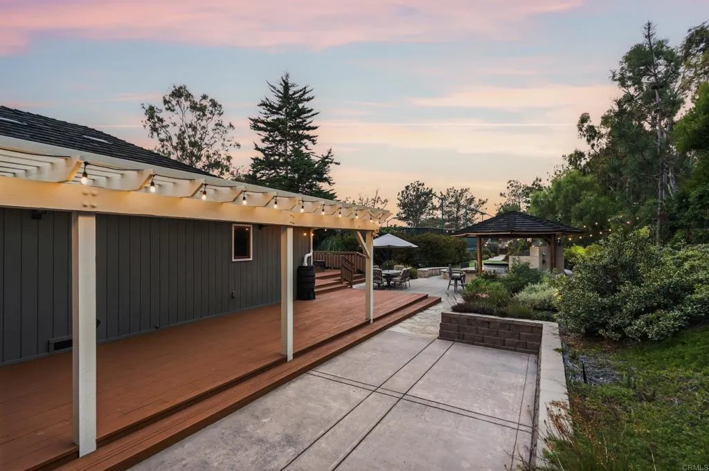 https://cdn.realtyfeed.com/cdn/127/307062614/d5c681456d24e2842c6d353598c73685.webp