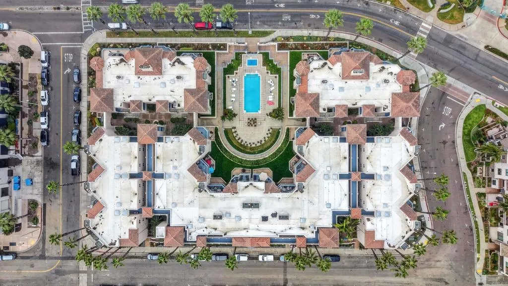 https://cdn.realtyfeed.com/cdn/127/307062647/073300065be76001317a3dcf78b50232.webp