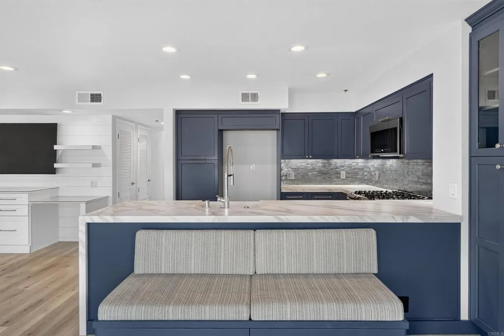 https://cdn.realtyfeed.com/cdn/127/307062647/29cabb3967d1d89ba4942d71cf877b9c.webp