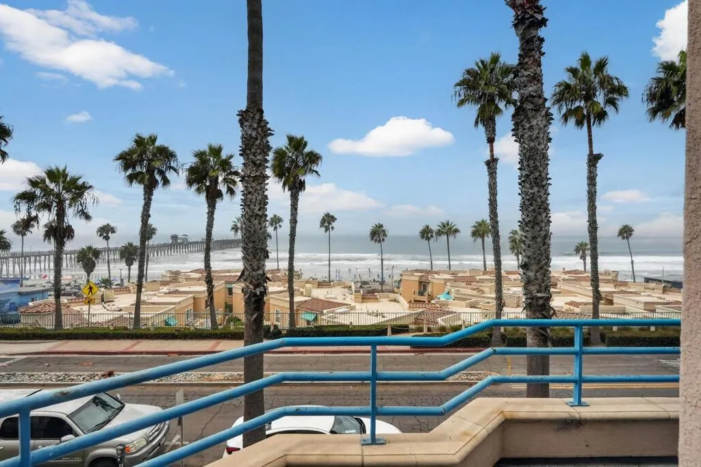 https://cdn.realtyfeed.com/cdn/127/307062647/5a324747d17693776b92c0ed9702bd15.webp