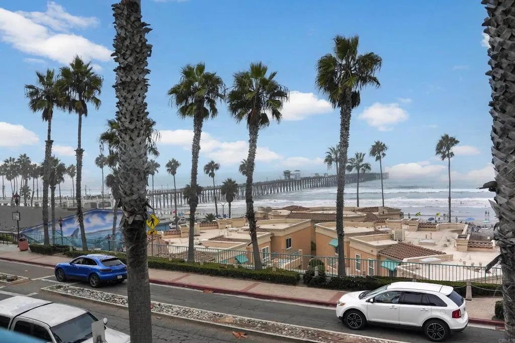 https://cdn.realtyfeed.com/cdn/127/307062647/8e8e617a4b59956705315655c5f4641e.webp