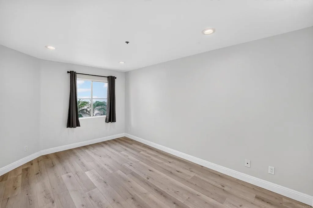 https://cdn.realtyfeed.com/cdn/127/307062647/a5857bce3687938ae1fd3fafcb5a65e8.webp