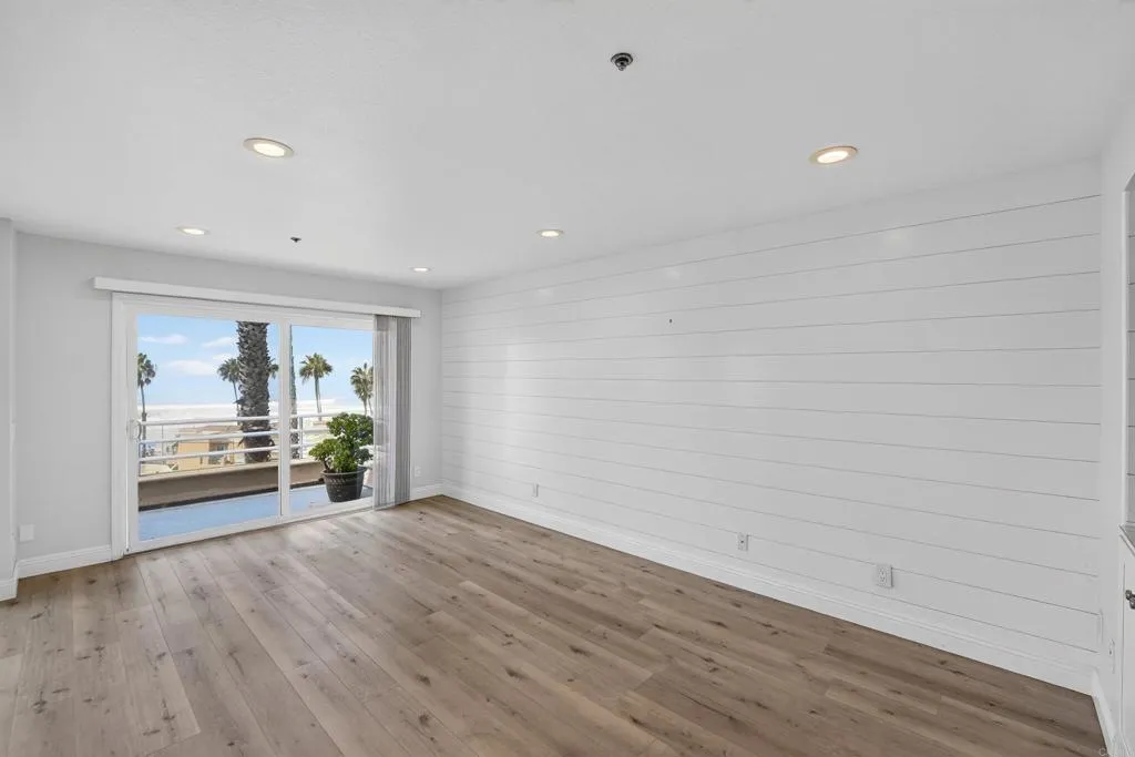 https://cdn.realtyfeed.com/cdn/127/307062647/b1af18dd11036aeba836d872d06dbf4a.webp