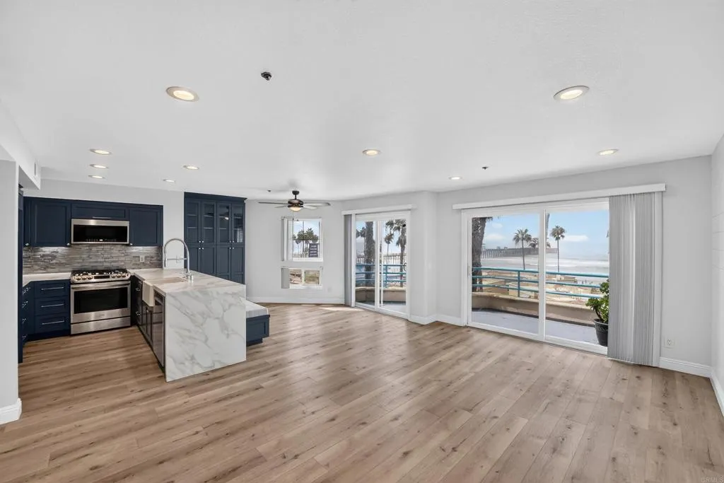 https://cdn.realtyfeed.com/cdn/127/307062647/feab2e23e3962d2dc62f42e7426942a8.webp