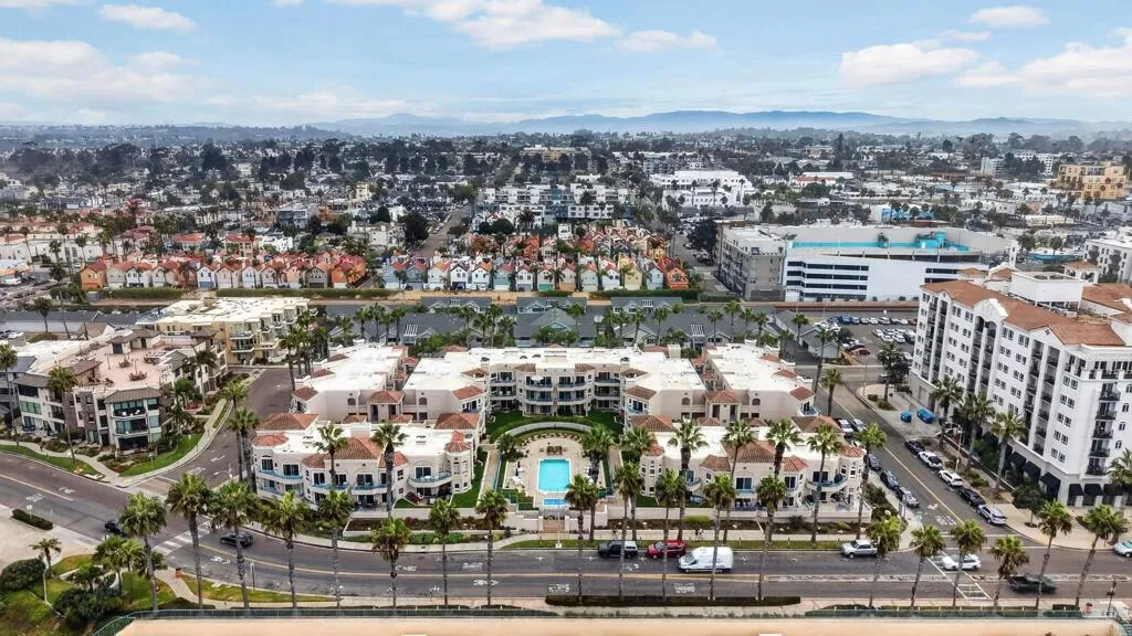 https://cdn.realtyfeed.com/cdn/127/307062647/ff98ca734b9eec8cf0ff9acdca040c82.webp