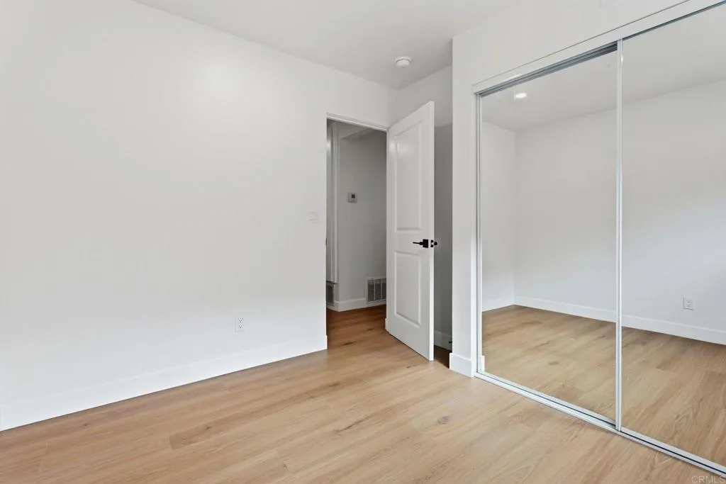 https://cdn.realtyfeed.com/cdn/127/307062681/33cf6cb48c506f68690cba99f4b1e8cd.webp