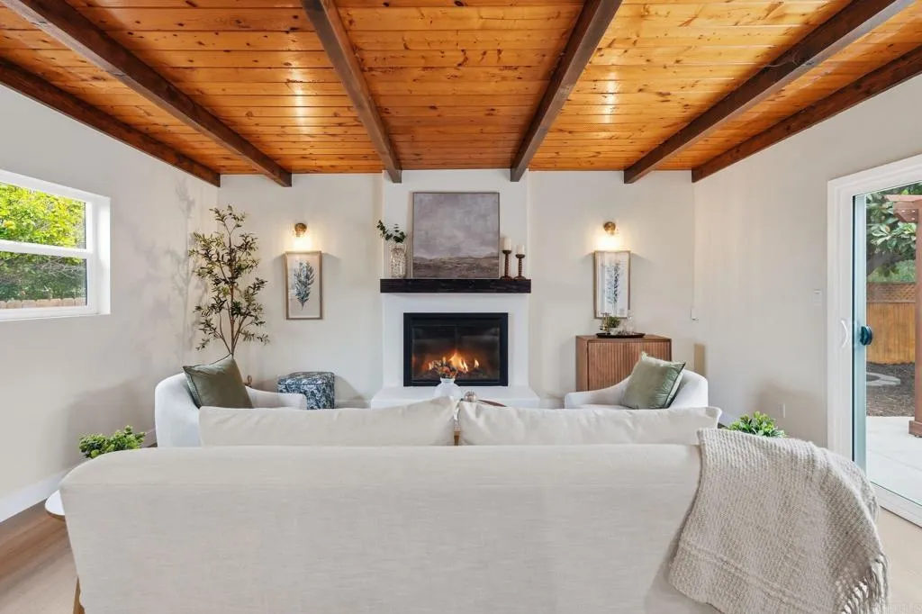 https://cdn.realtyfeed.com/cdn/127/307062681/5e09d206f3169e386807bac152d6bcbb.webp