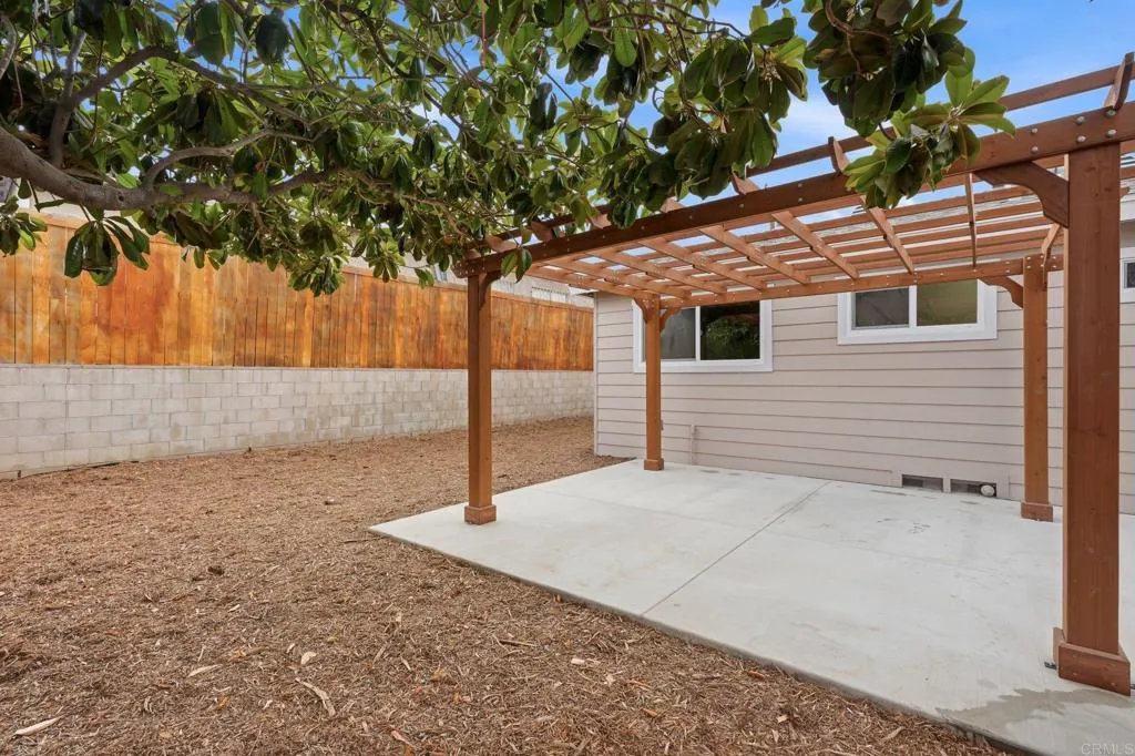 https://cdn.realtyfeed.com/cdn/127/307062681/8066bbd70380f2dce5905f9c01bea01a.webp