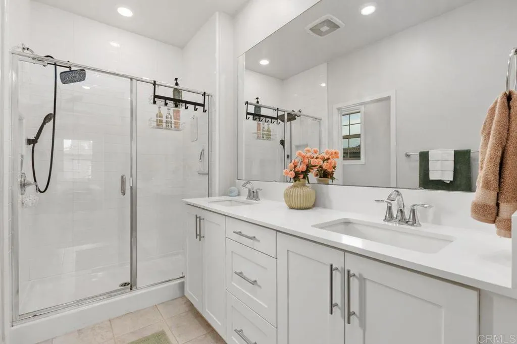 https://cdn.realtyfeed.com/cdn/127/307062707/114a23fa2775584a50ed15404a9321bf.webp