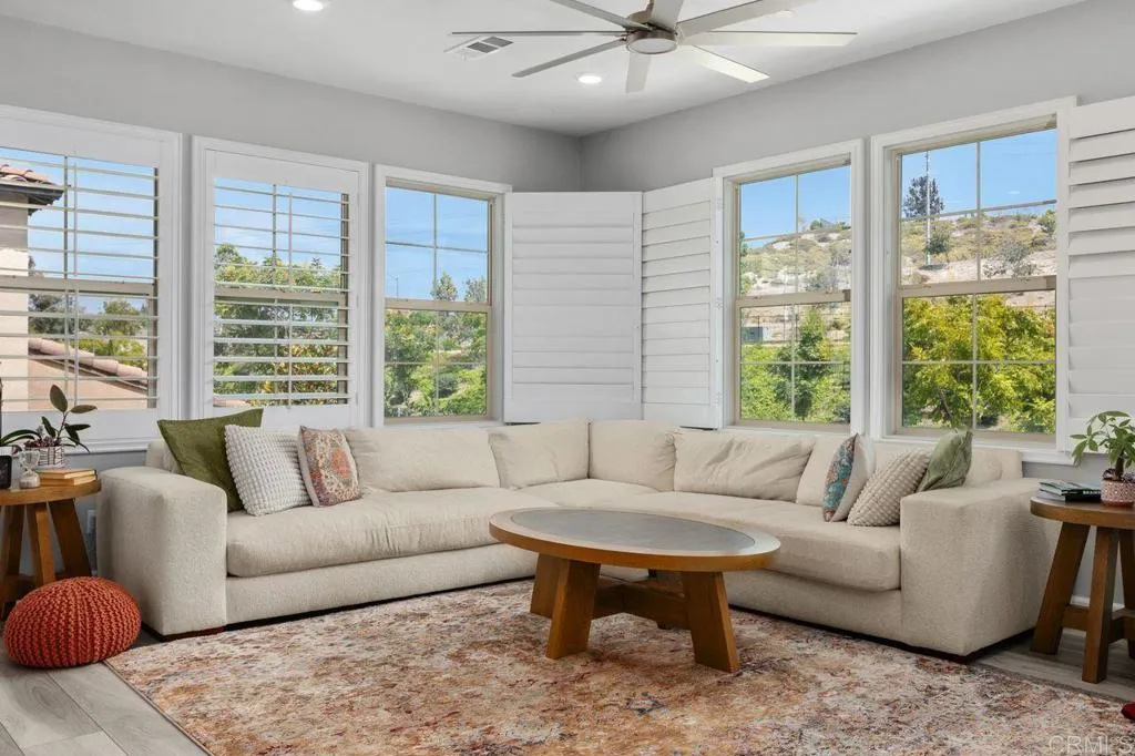 https://cdn.realtyfeed.com/cdn/127/307062707/486d2afbf6d32d3b2a1d3f4428d0fcf4.webp