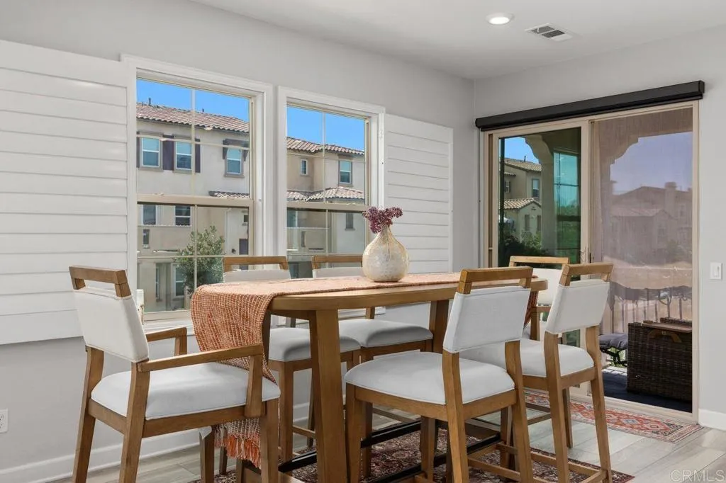 https://cdn.realtyfeed.com/cdn/127/307062707/cd9b710917c10b26bbf7c22cd060ae03.webp